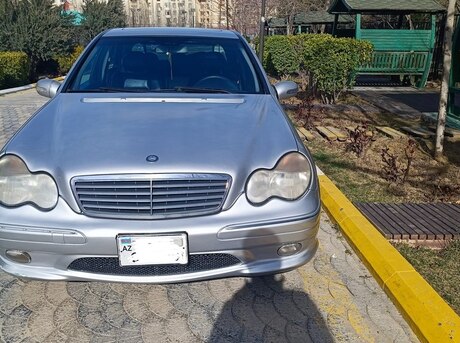 Mercedes C 230 2005