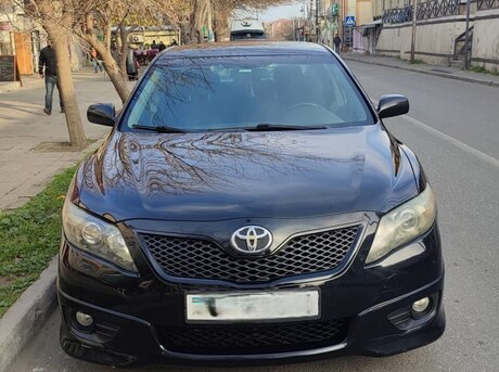 Toyota Camry 2011