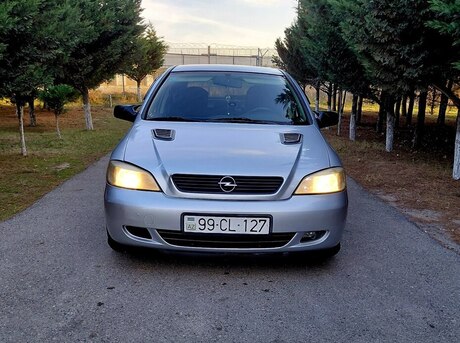Opel Astra 2000