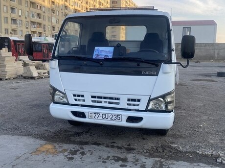 Isuzu NPR 66 P 2008
