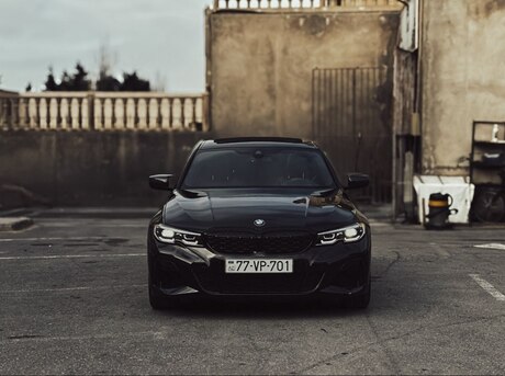BMW  2020
