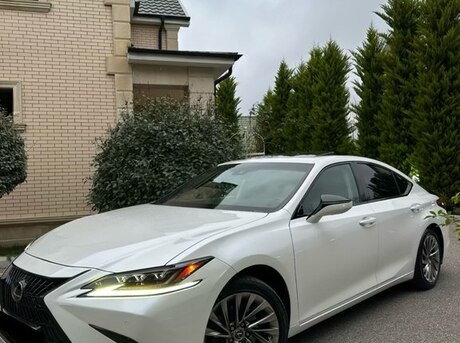 Lexus ES 300h 2020