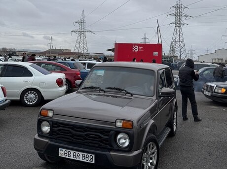 LADA (VAZ) Niva 2014