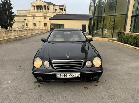 Mercedes E 240 2000