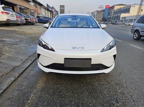 BYD Seal 05