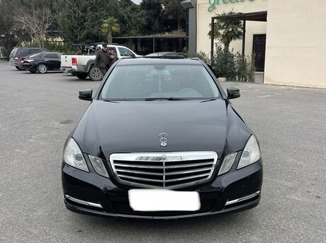 Mercedes E 250 2012