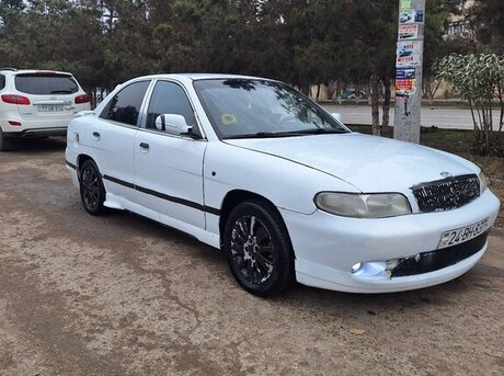 Daewoo Nubira 1998