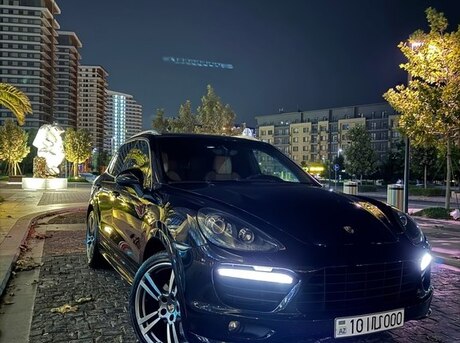 Porsche Cayenne GTS