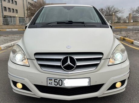 Mercedes B 170 2011