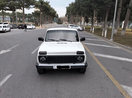 LADA (VAZ) Niva 2013