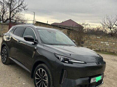 Changan Qiyuan Q05 2025