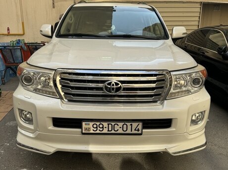 Toyota Land Cruiser 2012