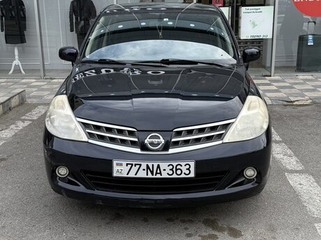 Nissan Tiida 2011