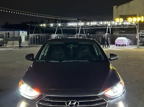 Hyundai Elantra 2017