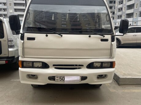 Hyundai  2001