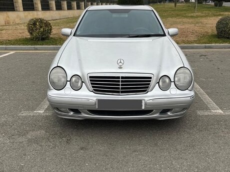 Mercedes E 240 2000
