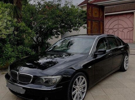 BMW 750