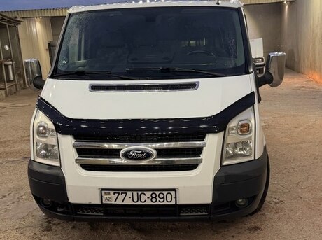 Ford Transit 2010