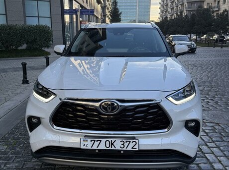 Toyota Highlander 2025