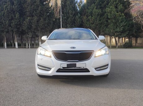 Kia Cadenza 2012
