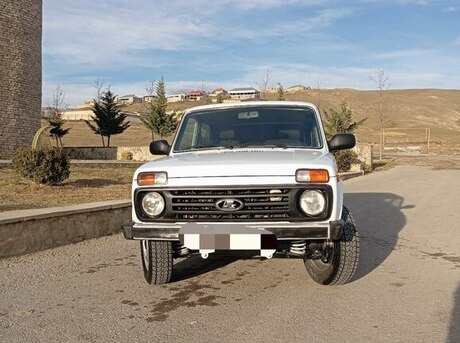 LADA (VAZ) Niva 2012