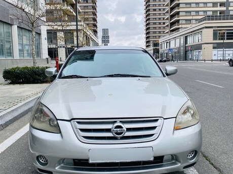 Nissan Altima 2004