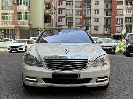 Mercedes S 350 2011
