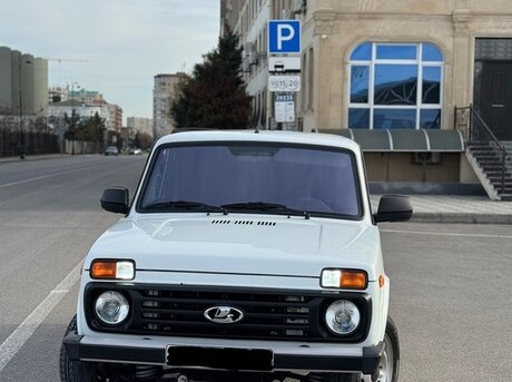 LADA (VAZ) Niva 2022