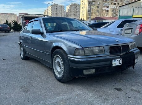 BMW 320 1993