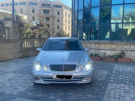 Mercedes E 320 2004