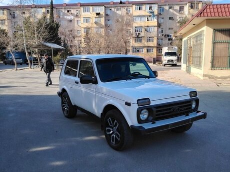 LADA (VAZ) Niva 2013