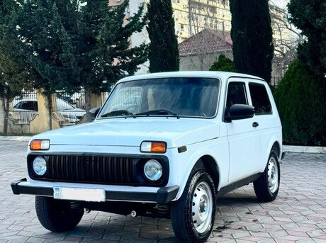 LADA (VAZ) Niva 2012