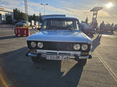 LADA (VAZ) 2106 1990
