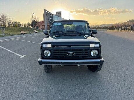 LADA (VAZ) Niva 2025
