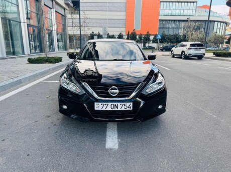 Nissan Altima 2018