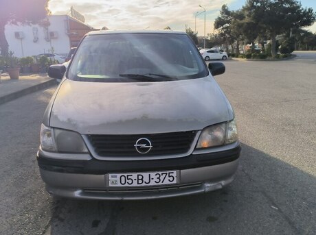 Opel Sintra 1999