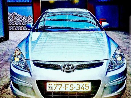Hyundai Elantra 2010