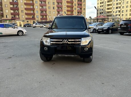 Mitsubishi Pajero 2008