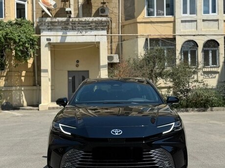 Toyota Camry 2025