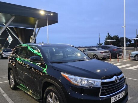 Toyota Highlander 2015