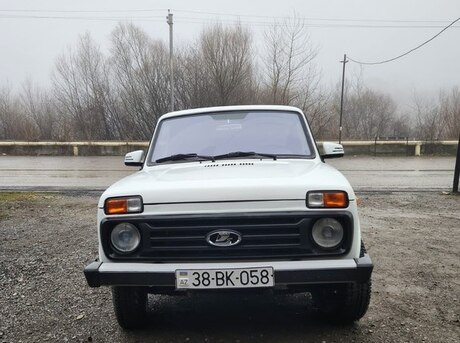 LADA (VAZ) Niva 2013
