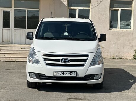 Hyundai H-1 2014