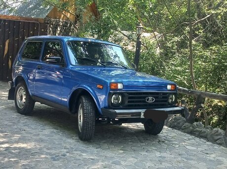 LADA (VAZ) Niva 2013