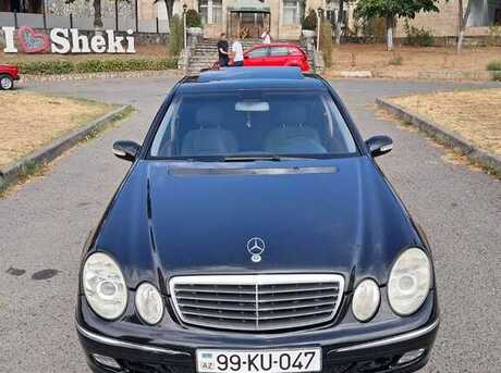 Mercedes E 220