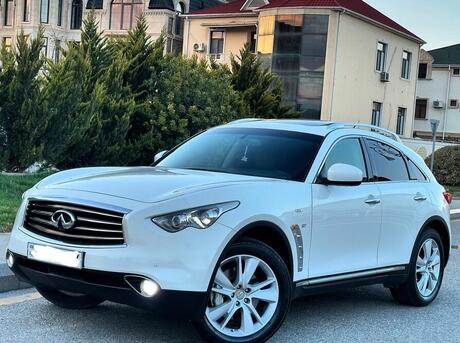 Infiniti FX37 2013