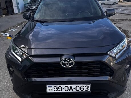 Toyota RAV4 2018
