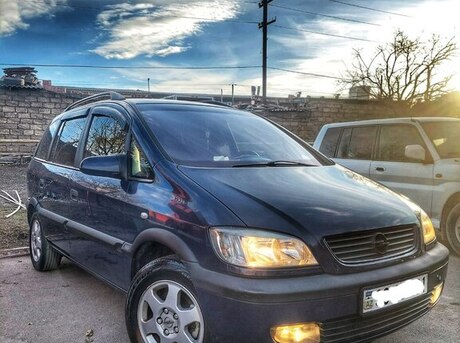 Opel Zafira