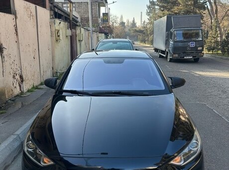 Hyundai Elantra 2018