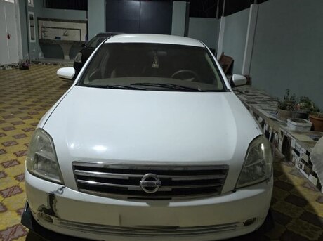 Nissan Teana 2005