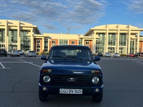 LADA (VAZ) Niva 2002